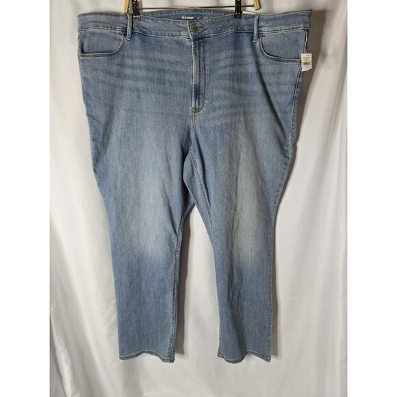 Old Navy women’s Light Wash High Rise Straight Jeans- Size 28- Plus Size- NWT - Picture 1 of 9